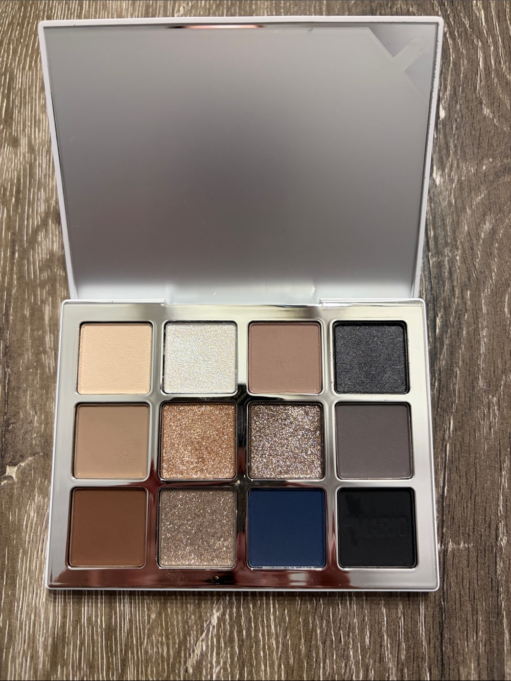 New Makeup By Mario Ethereal Eyes: Moonlight Eyeshadow Pallet